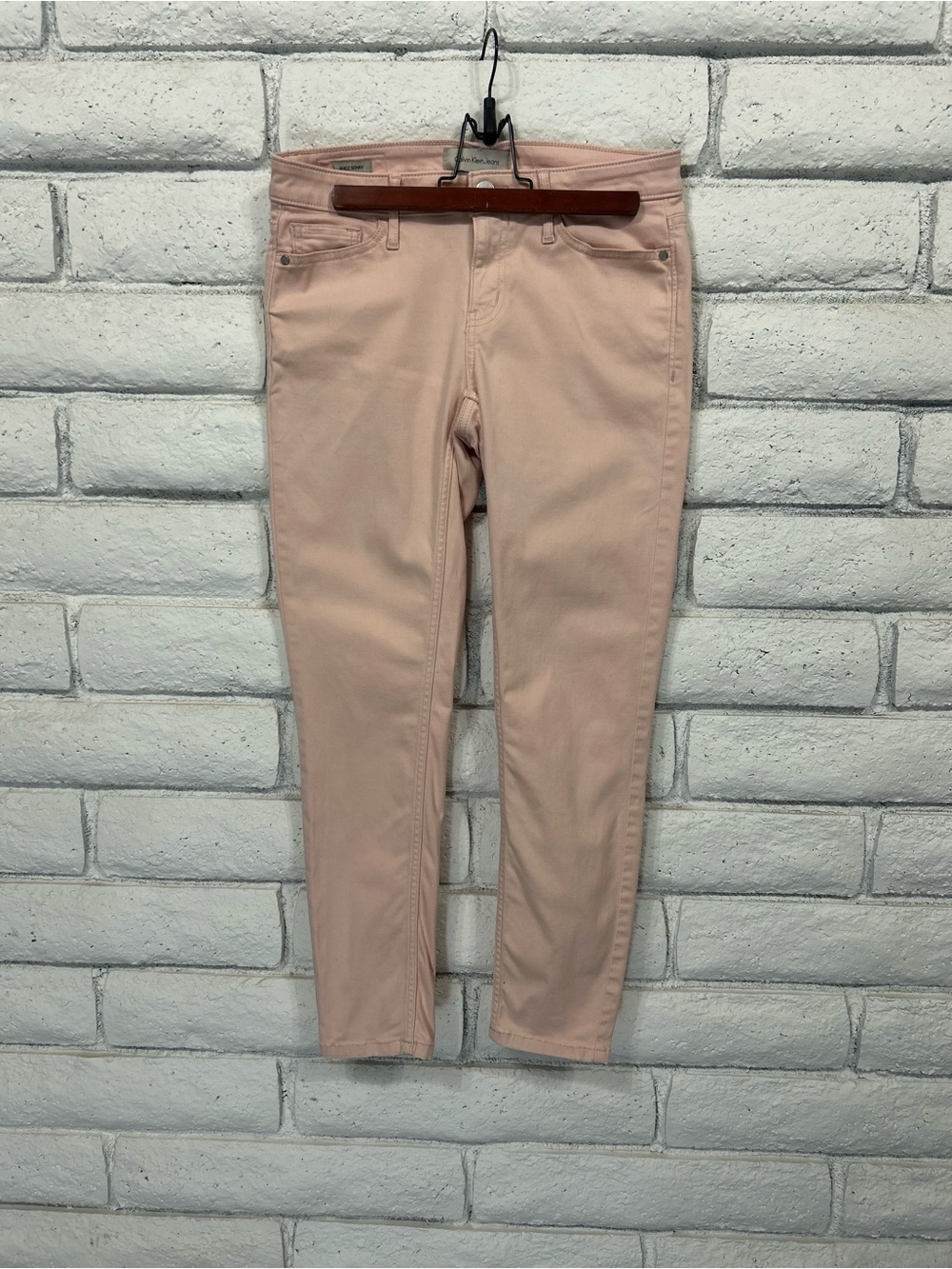 Calvin Klein Jeans Peach Ankle Skinny Jeans Size 4 Stretch